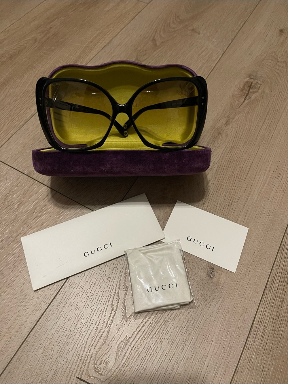 Gucci Women’s Black Oversized Frame Sunglasses with original case